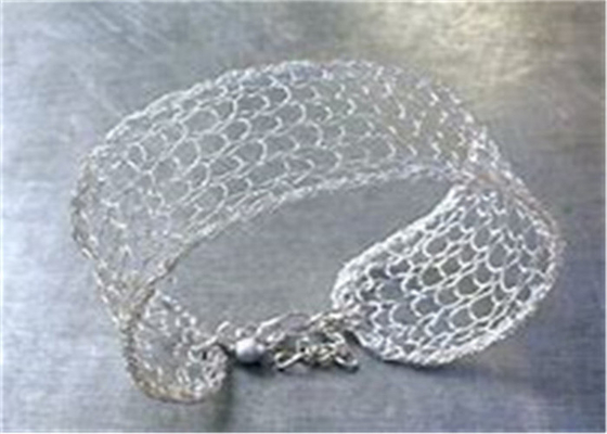 বিভিন্ন যন্ত্রপাতি ও সরঞ্জামের বায়ু বিশুদ্ধকরণ ফিল্টারগুলির জন্য 2 * 3 মিমি বোনা ওয়্যার জাল