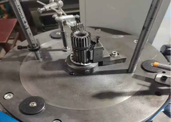 প্রস্থ 30 মিটার ফ্ল্যাট বিছানা বোনা তারের জাল স্টেইনলেস স্টীল জি কাঠের মধ্যে প্যাকিং