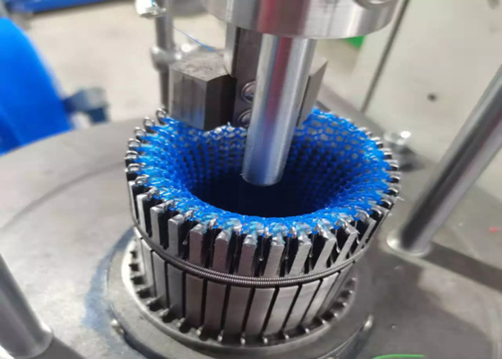 প্রস্থ 30 মিটার ফ্ল্যাট বিছানা বোনা তারের জাল স্টেইনলেস স্টীল জি কাঠের মধ্যে প্যাকিং